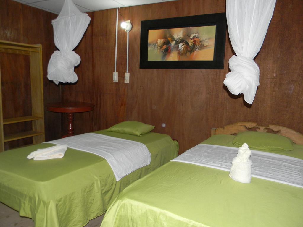 Jacamar Lodge Expeditions Iquitos Eksteriør bilde