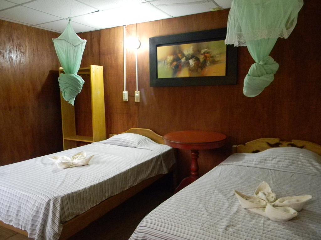 Jacamar Lodge Expeditions Iquitos Eksteriør bilde