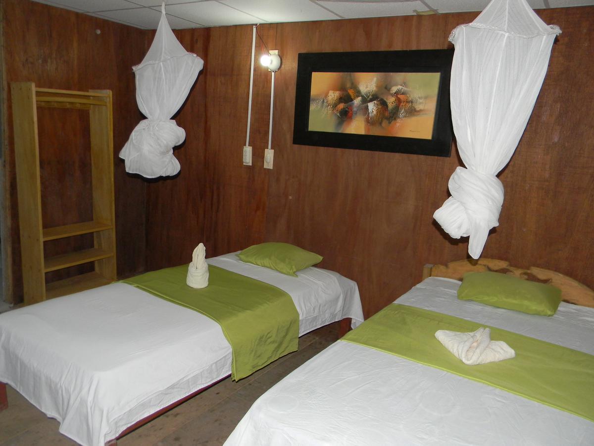 Jacamar Lodge Expeditions Iquitos Eksteriør bilde